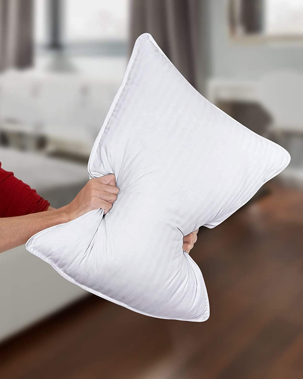 Luxurious Hotel Quality Satin Stripe Pillow Pair image 4